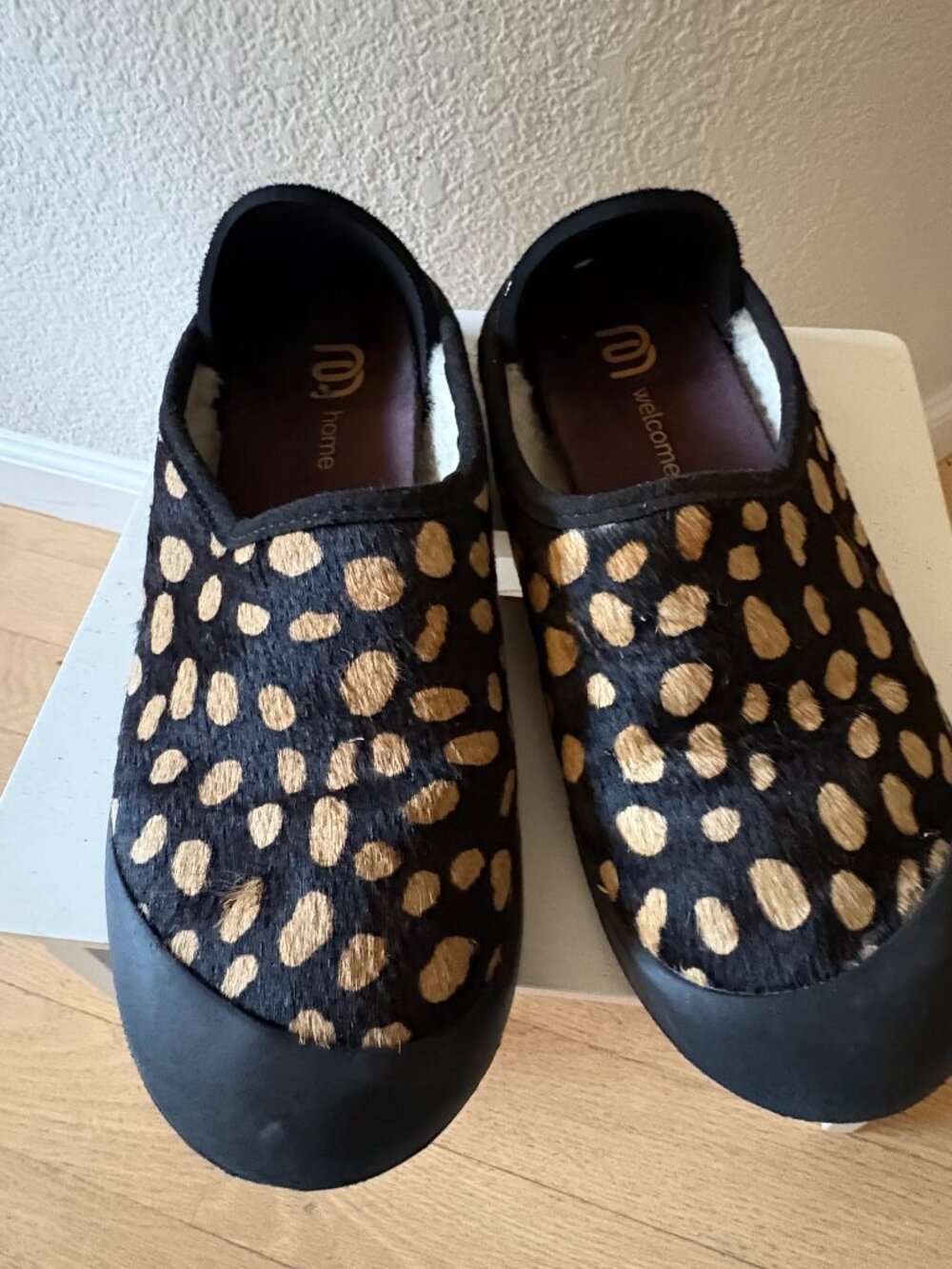 Mahabis Black Tan Spotted Hair On Hide Slippers Slip On Shoes